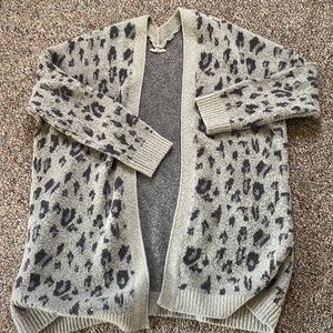 Oversized cardigan